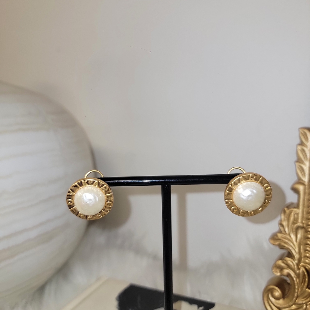 Elegant Karl Lagerfeld Gold and Pearl Stud Earrings